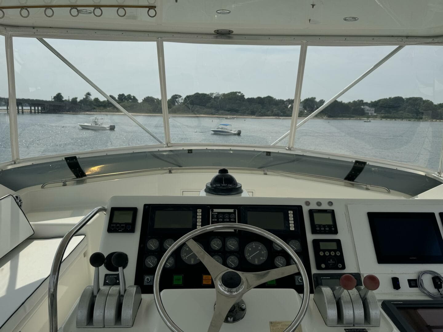 1994 Hatteras 54 Yacht — photo 16