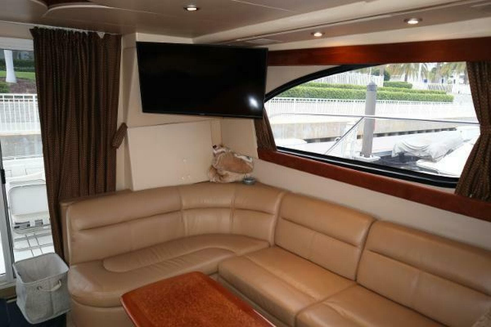 2007 Meridian 411 Sedan — photo 13