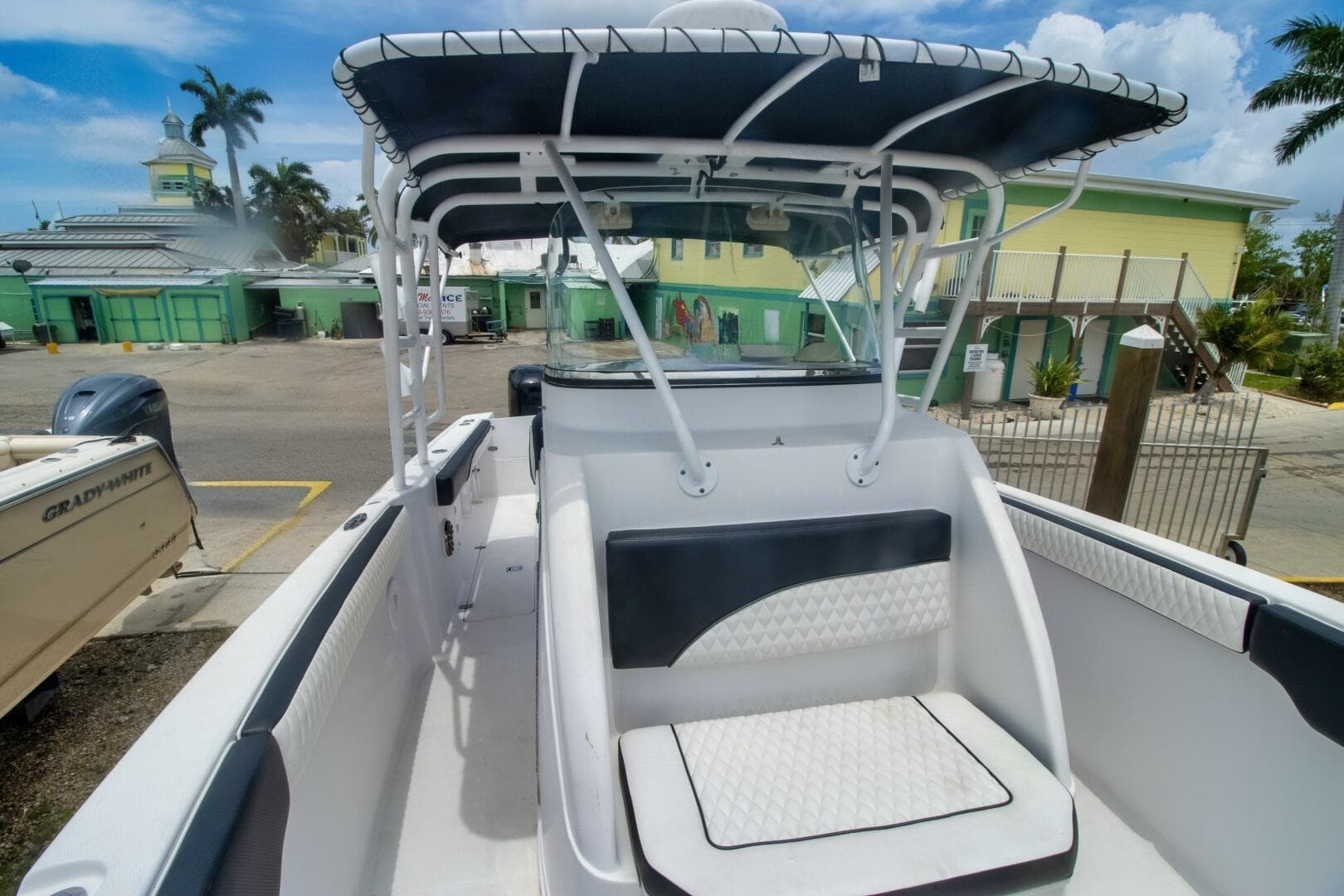 2005 Donzi 35 Zf Open — photo 9