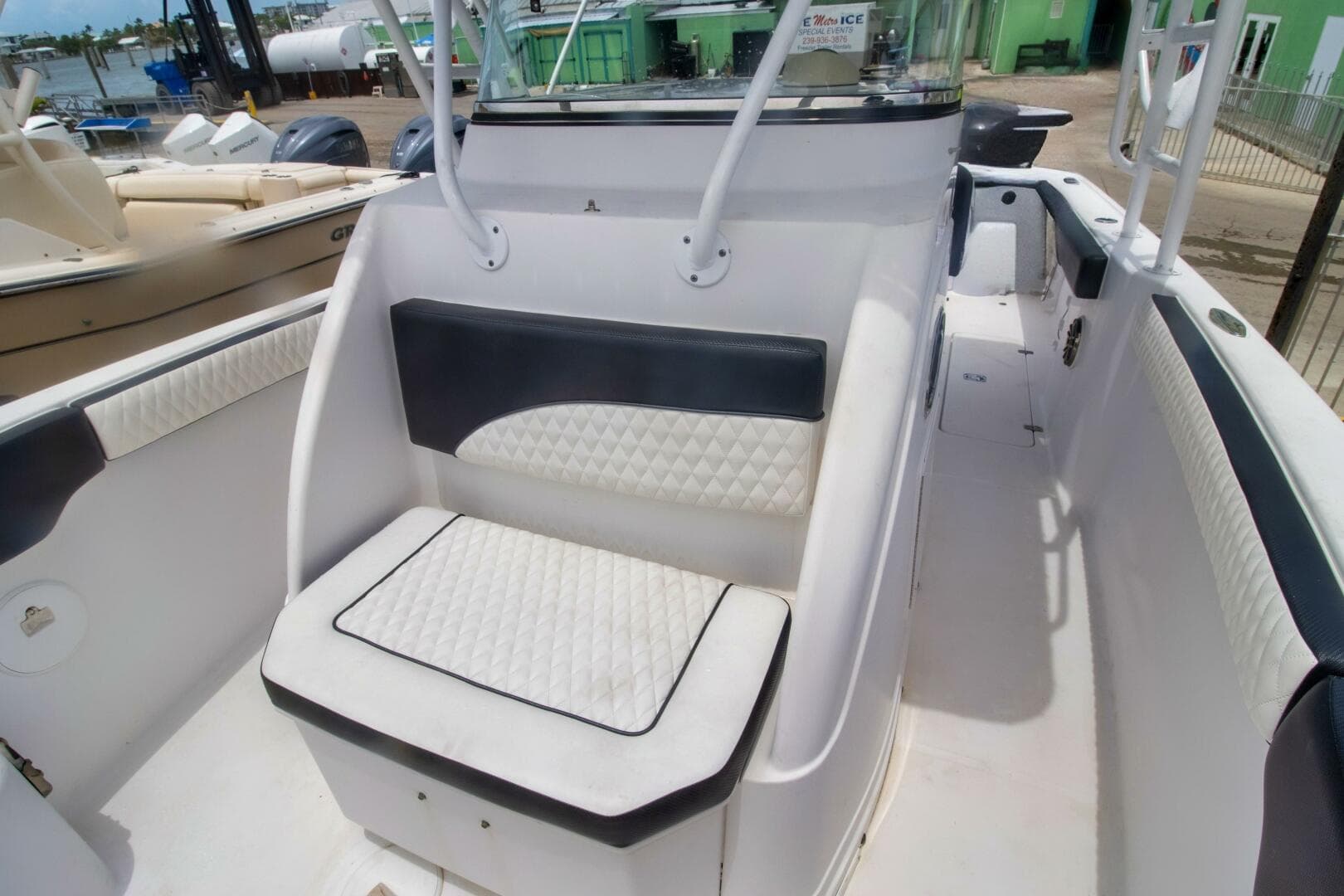 2005 Donzi 35 Zf Open — photo 10