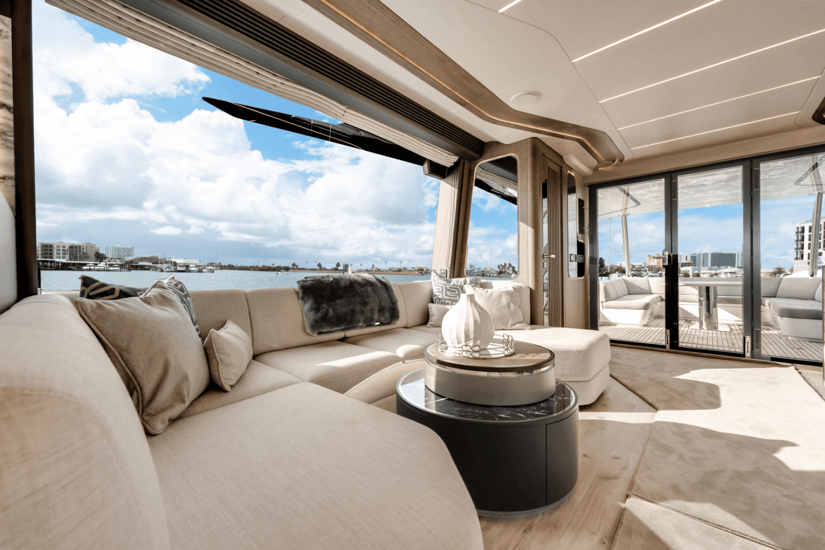 2023 Galeon 800 FLY — photo 22