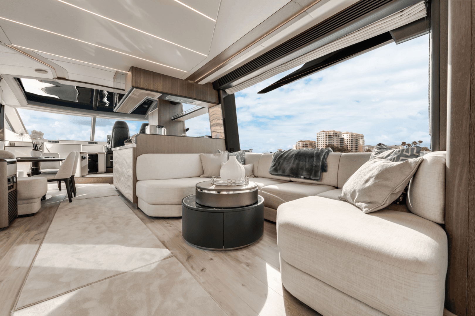 2023 Galeon 800 FLY — photo 24