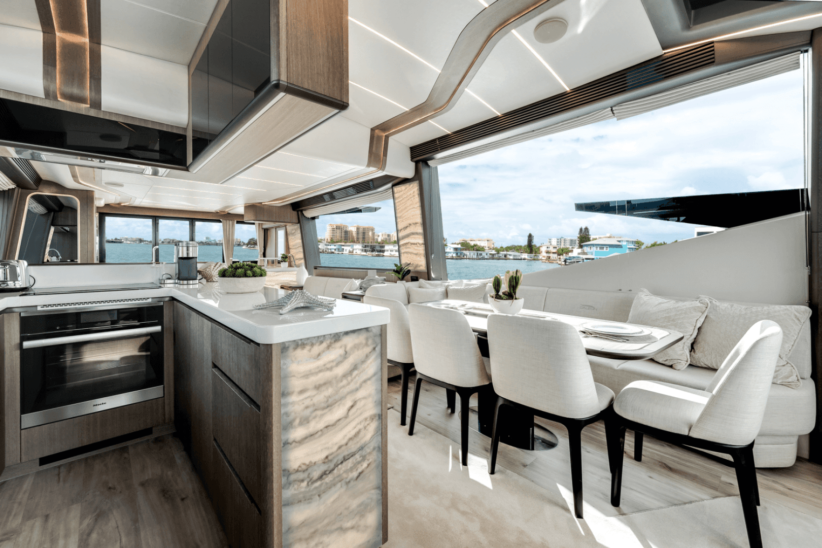2023 Galeon 800 FLY — photo 31