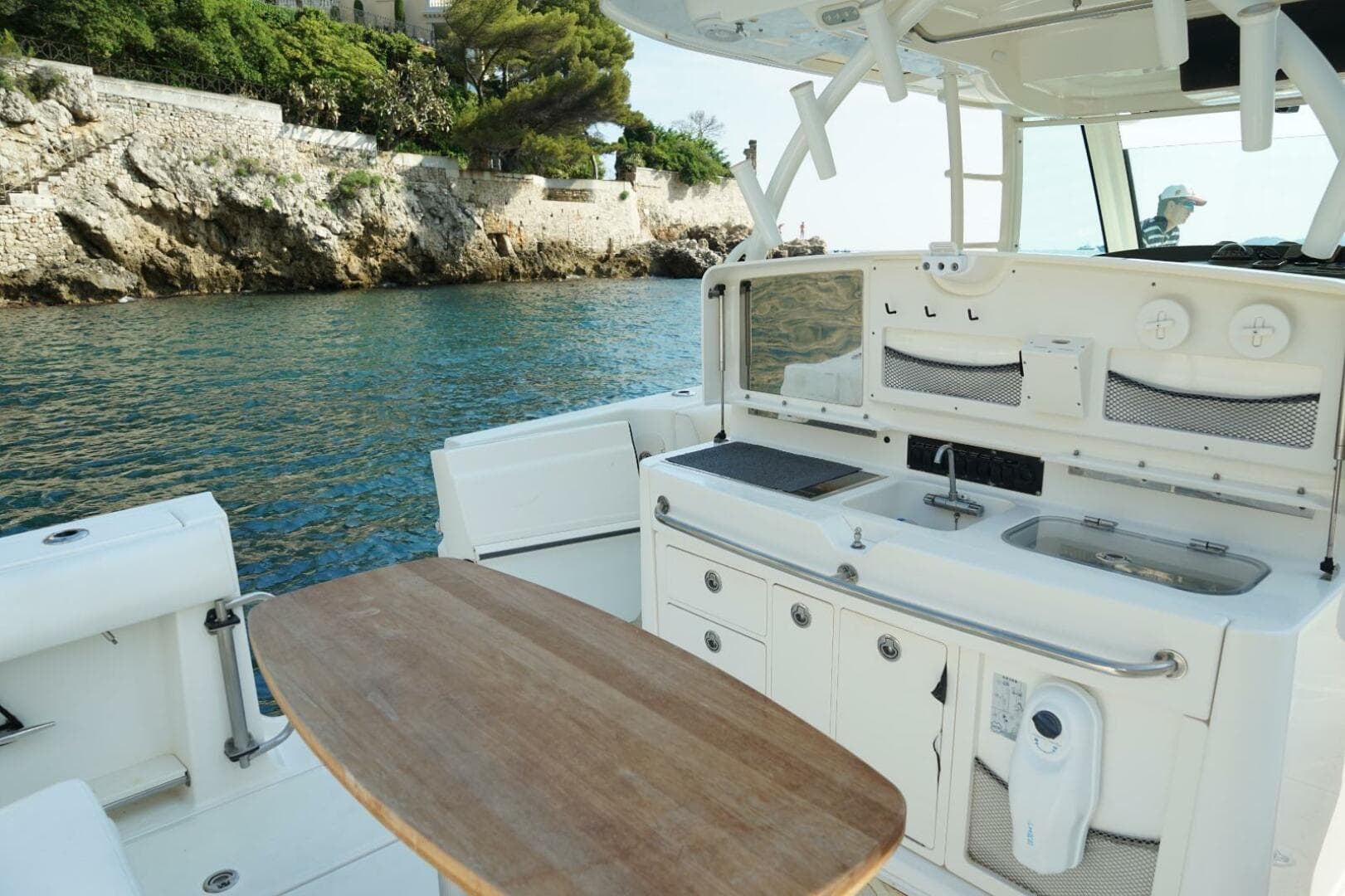 2012 Boston Whaler Whaler 370 Outrage — photo 14