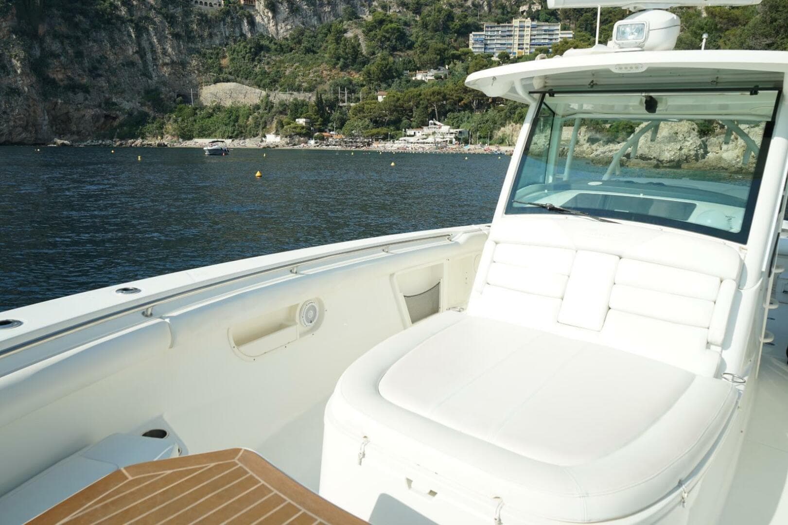 2012 Boston Whaler Whaler 370 Outrage — photo 10