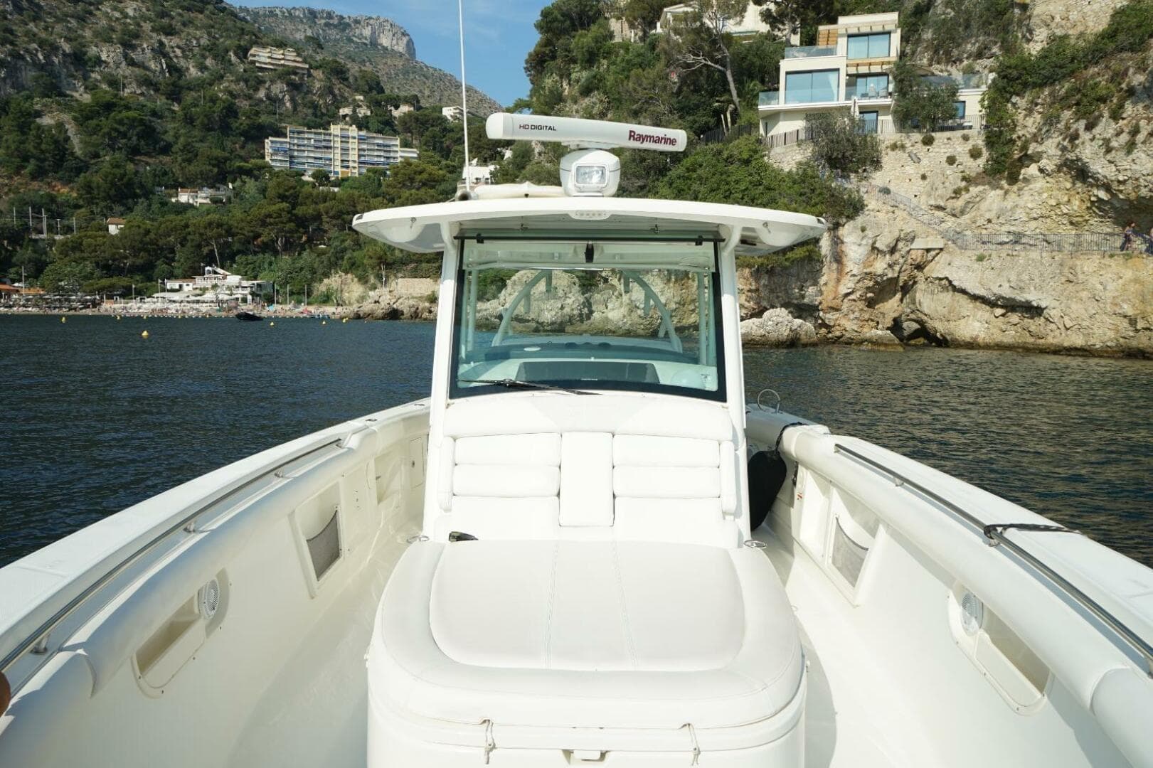 2012 Boston Whaler Whaler 370 Outrage — photo 9