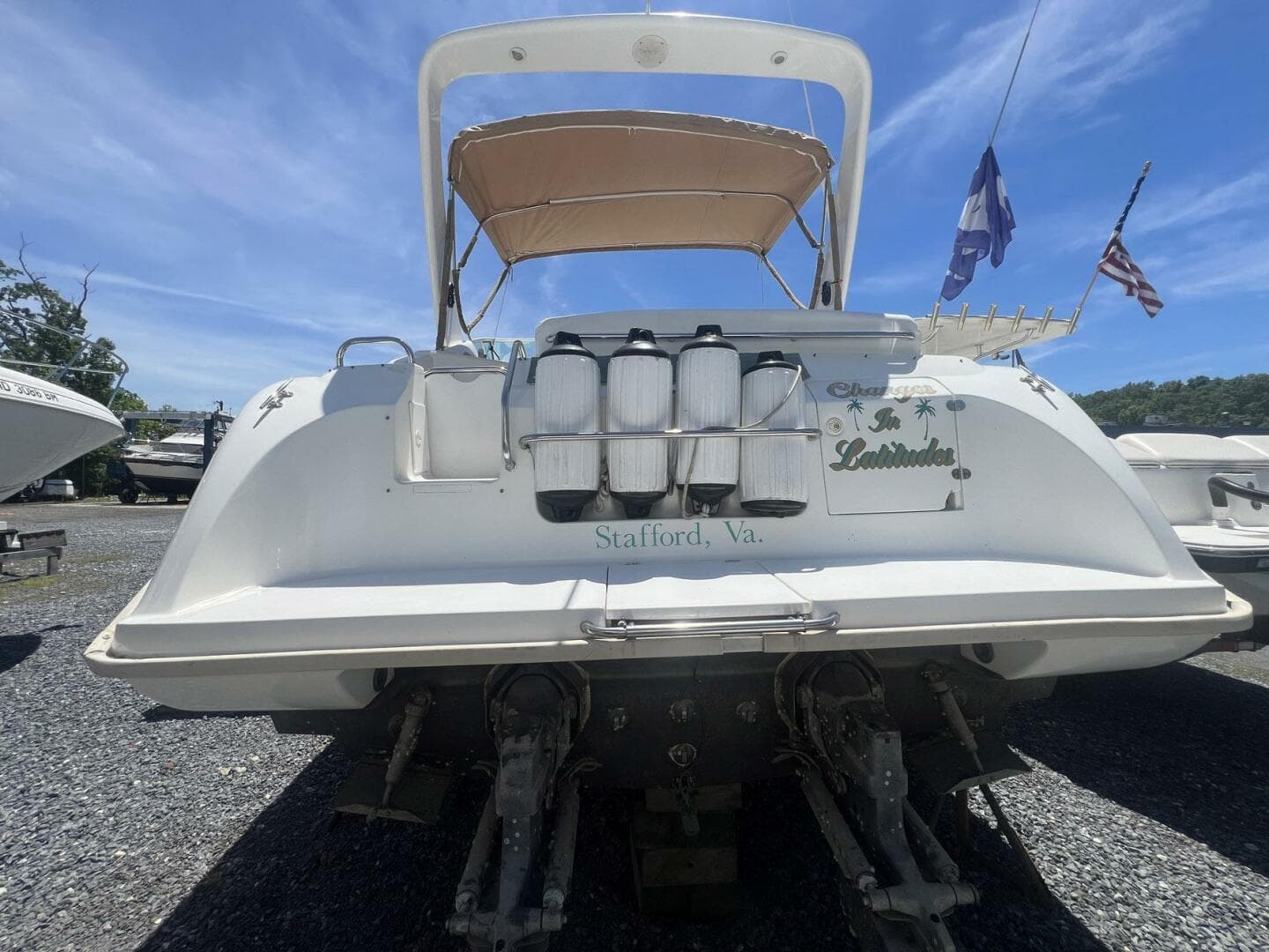 1996 Silverton 310 Express — photo 3