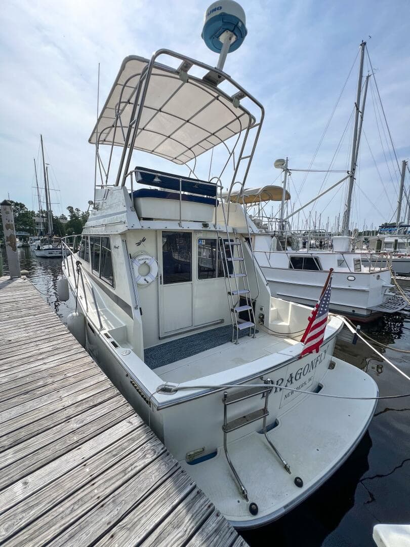 1987 Tollycraft 34 Sedan Sport — photo 5