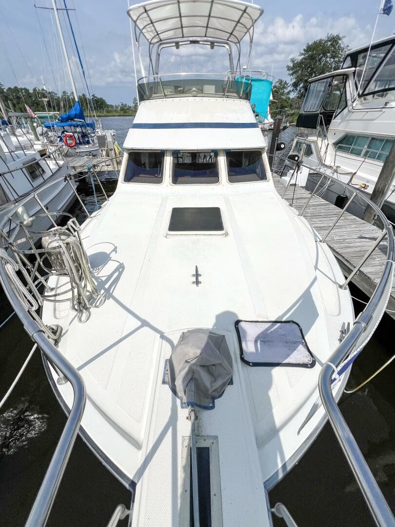 1987 Tollycraft 34 Sedan Sport — photo 20