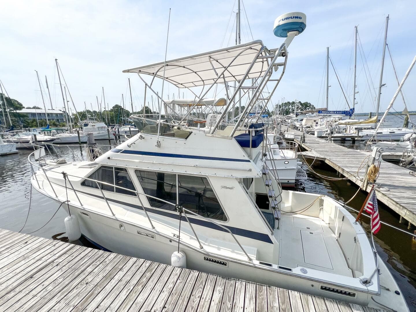 1987 Tollycraft 34 Sedan Sport — photo 9