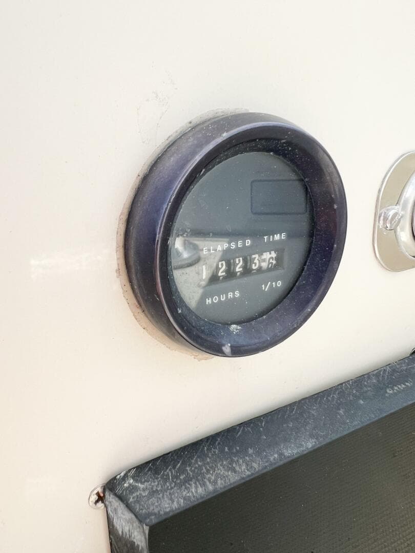 1987 Tollycraft 34 Sedan Sport — photo 62