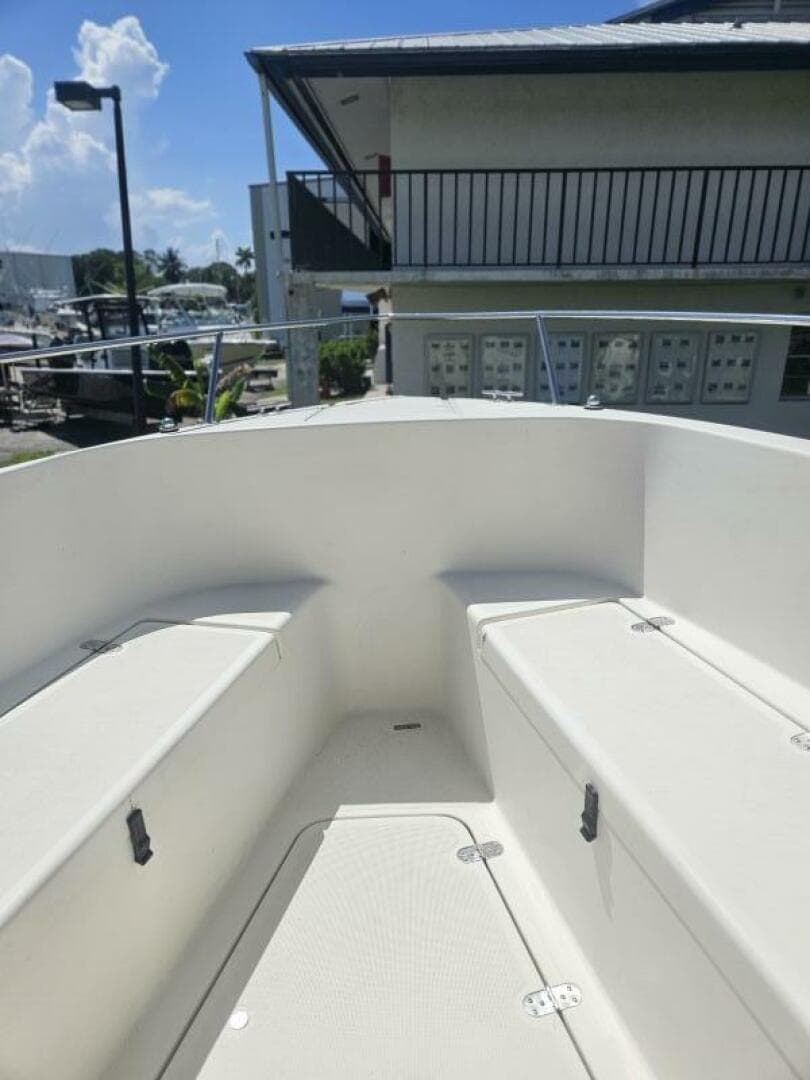 1995 Pursuit 2600 CC — photo 9
