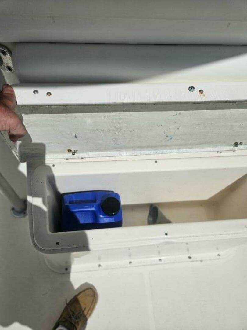 1995 Pursuit 2600 CC — photo 18