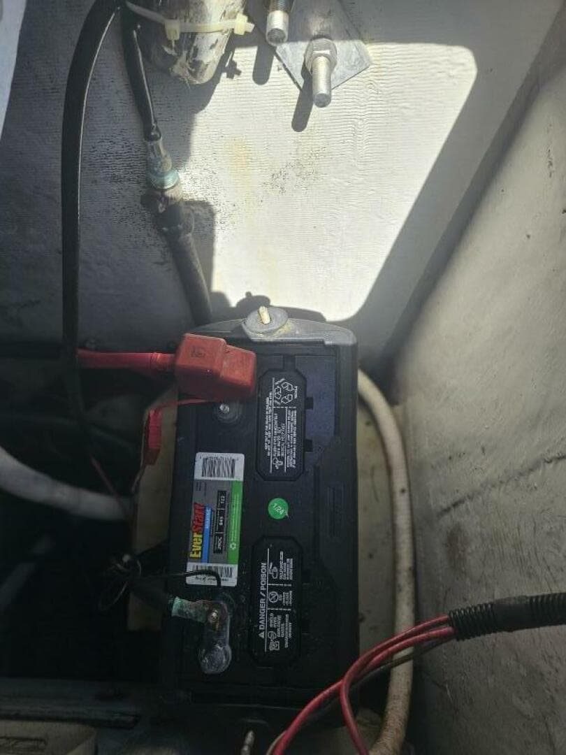 1995 Pursuit 2600 CC — photo 37