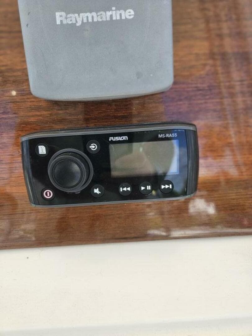 1995 Pursuit 2600 CC — photo 23