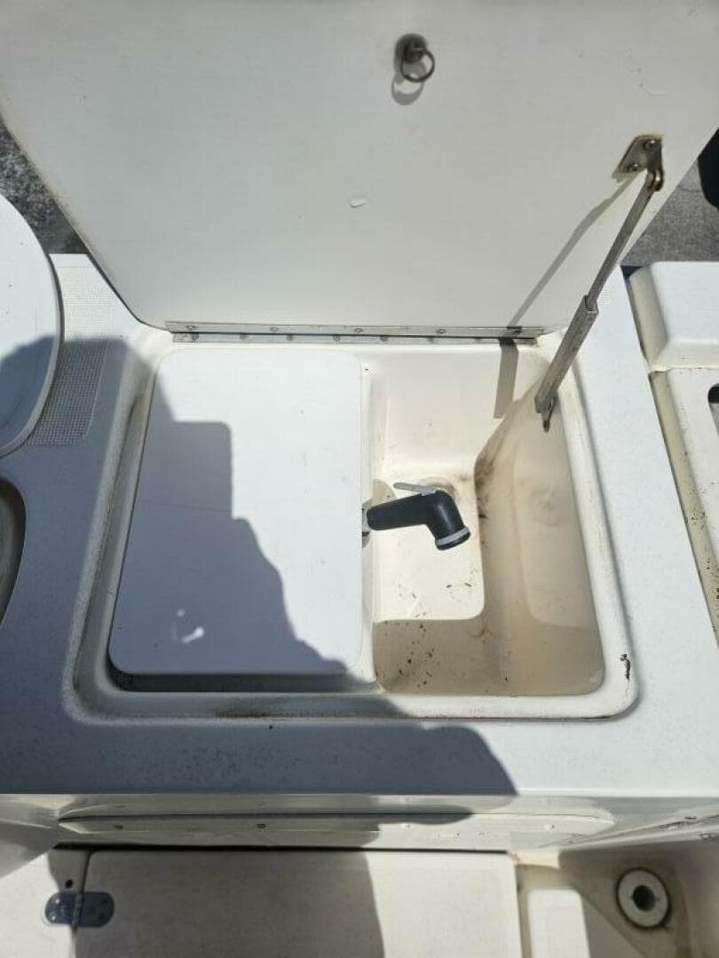 1995 Pursuit 2600 CC — photo 35