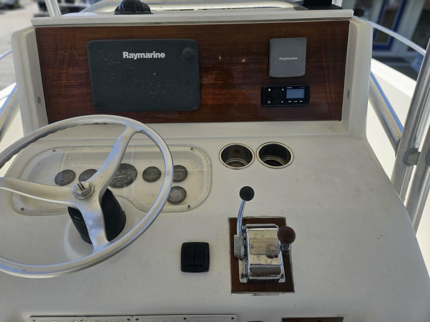 1995 Pursuit 2600 CC — photo 21