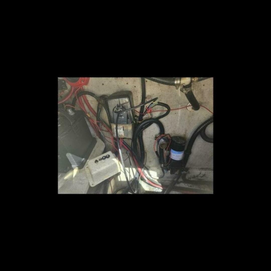 1995 Pursuit 2600 CC — photo 39