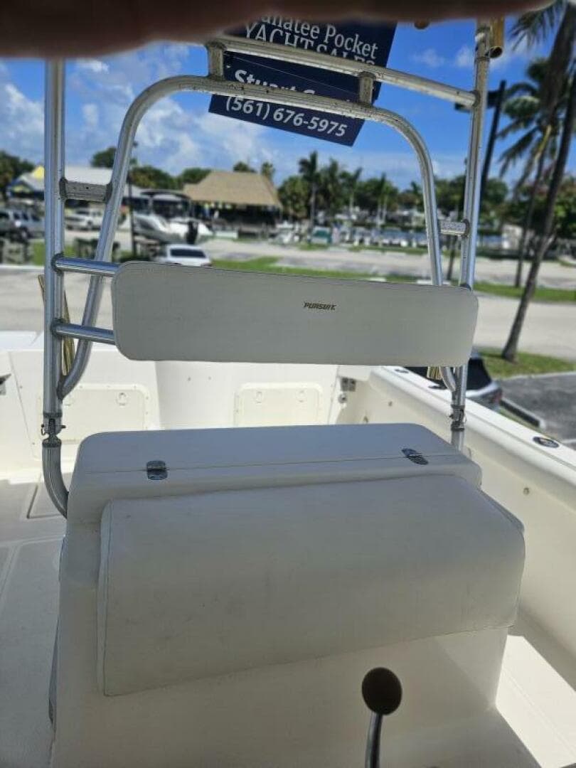 1995 Pursuit 2600 CC — photo 20