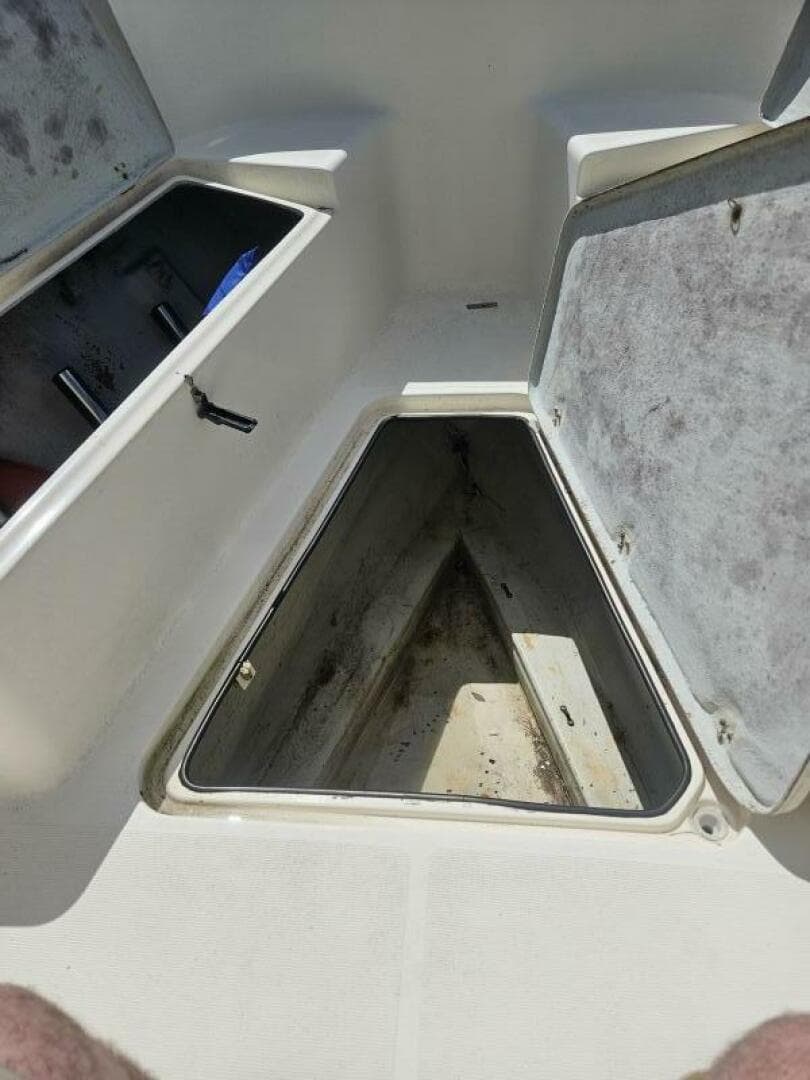 1995 Pursuit 2600 CC — photo 13