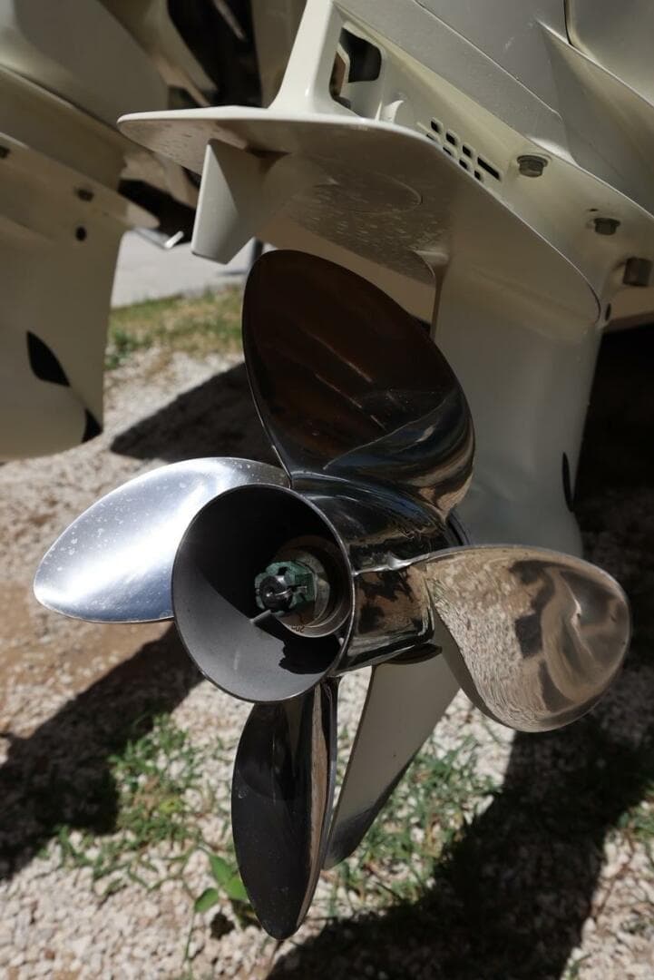 2001 Contender 27 Open — photo 7