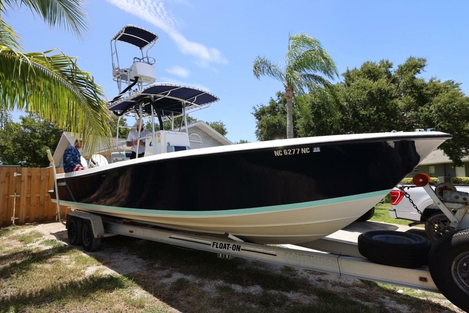 2001 Contender 27 Open — photo 1