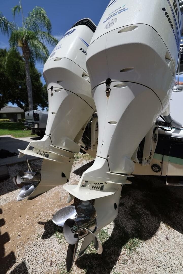 2001 Contender 27 Open — photo 4