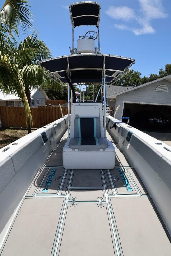 2001 Contender 27 Open — photo 19