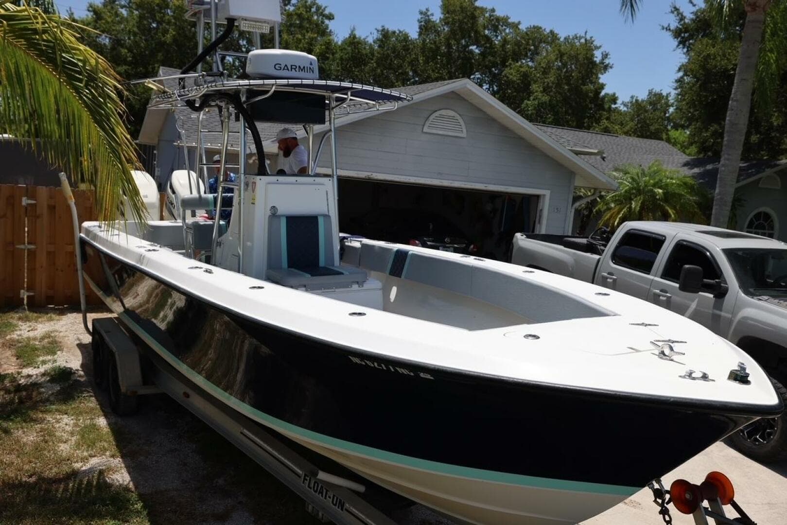 2001 Contender 27 Open — photo 15