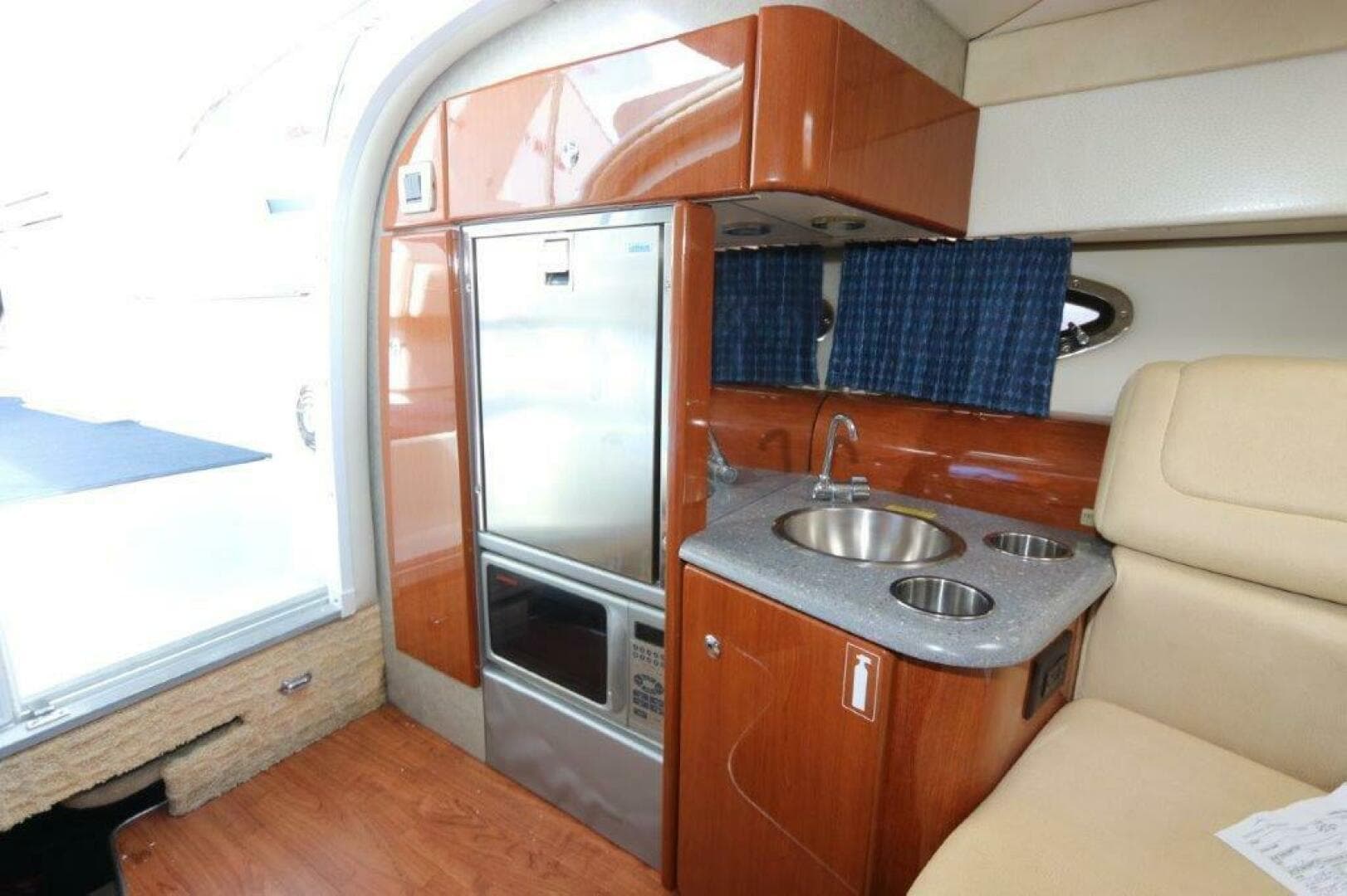 2008 Formula 310 Sun Sport — photo 14