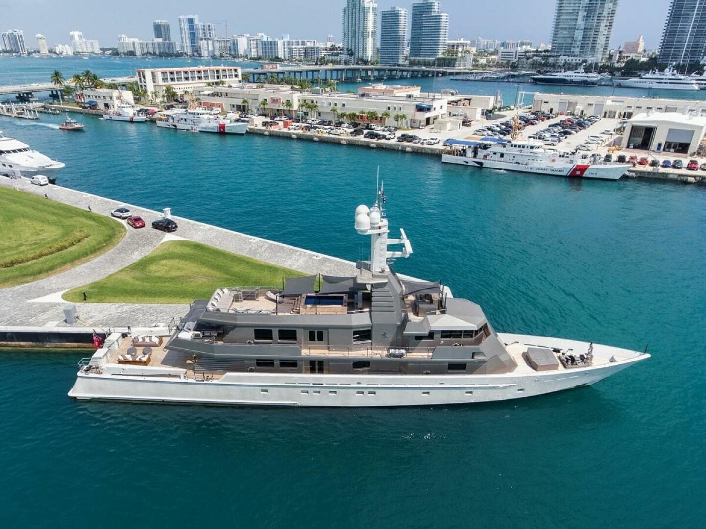 2004 Oceanfast — photo 2