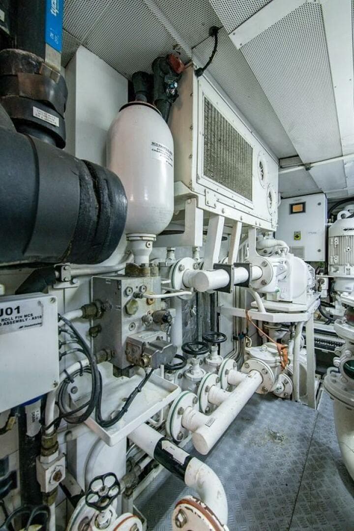 2004 Oceanfast — photo 83