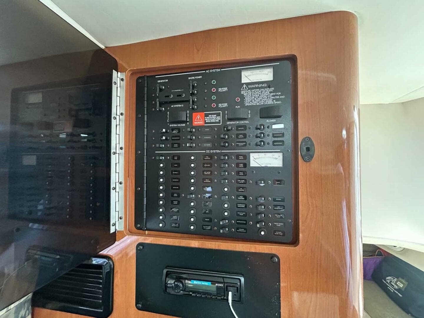 2001 Four Winns 328 Vista — photo 18