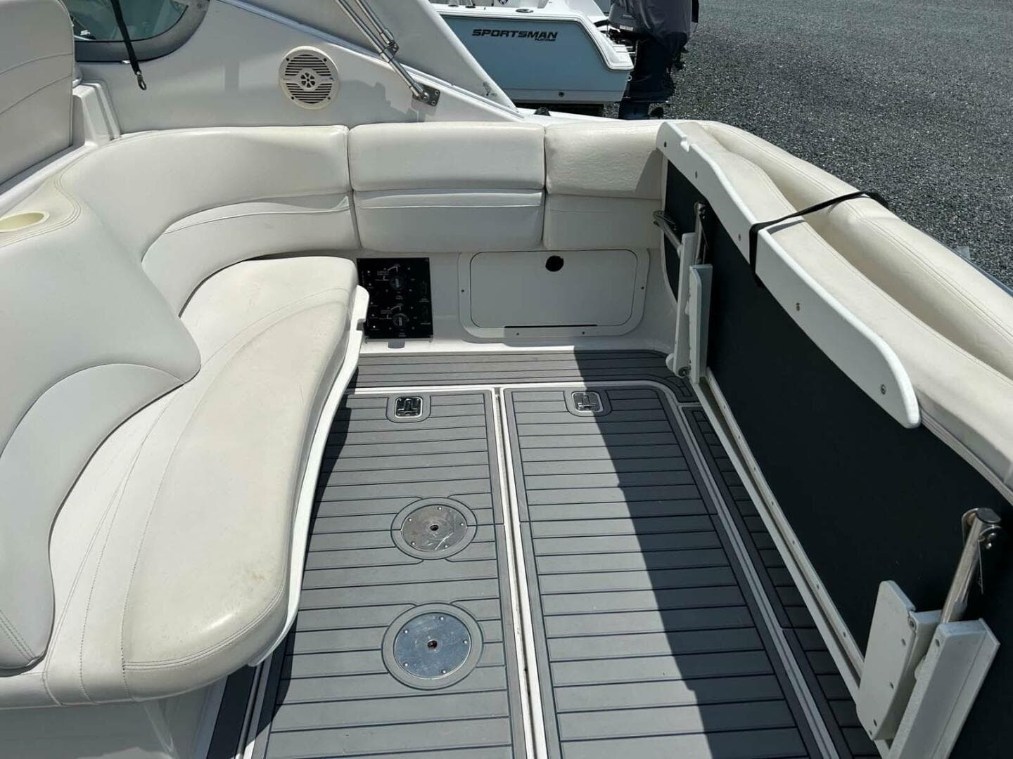 2001 Four Winns 328 Vista — photo 24