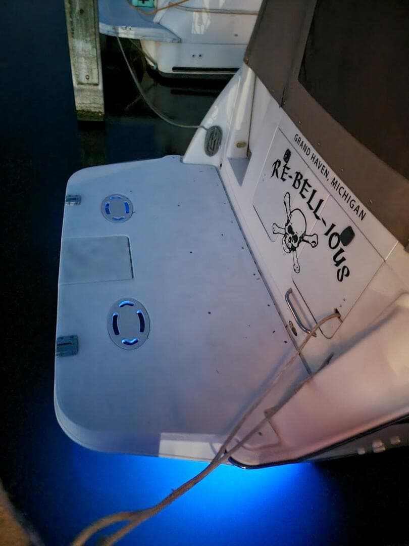 1999 Maxum 3000 SCR — photo 20