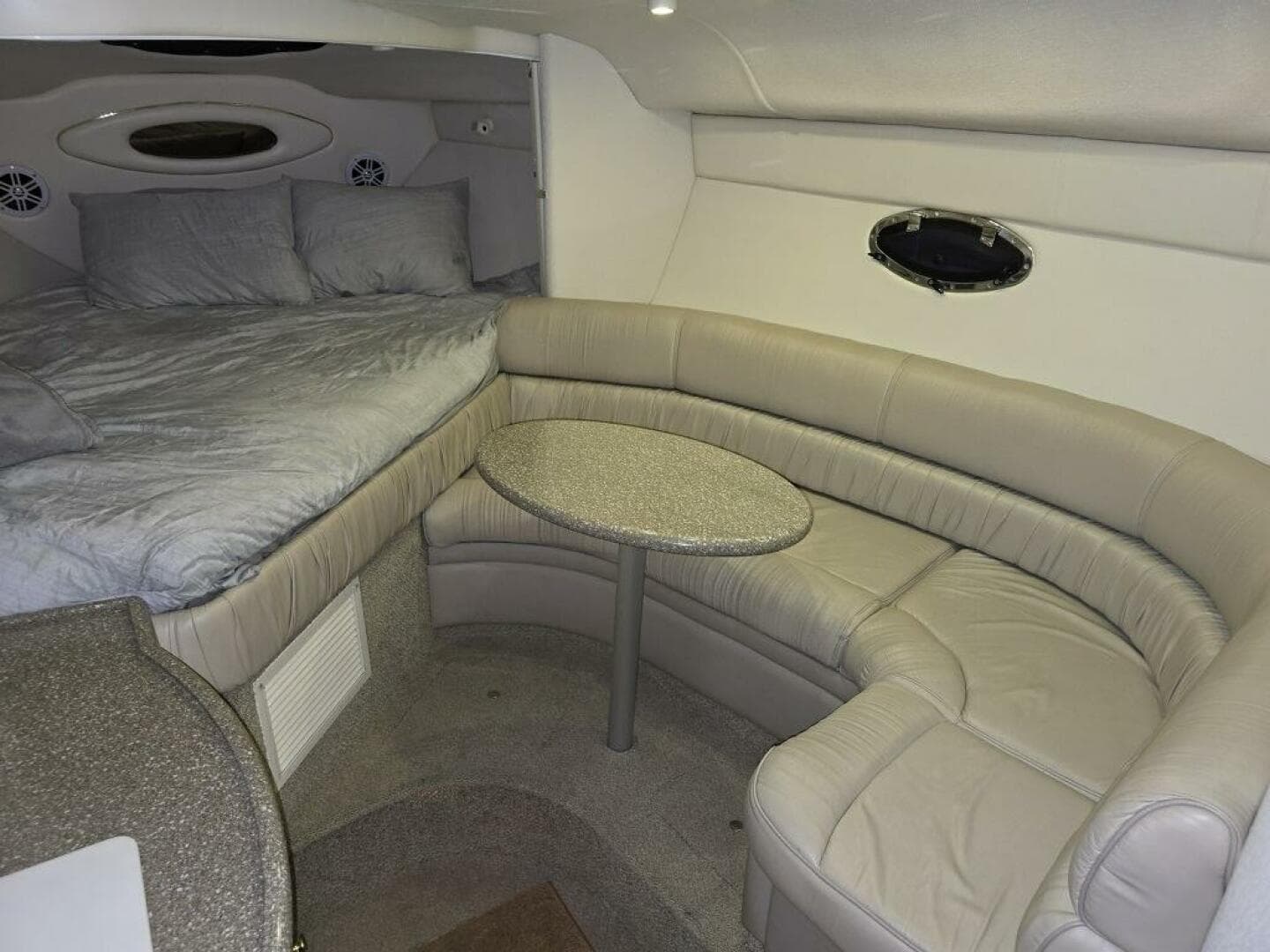 1999 Maxum 3000 SCR — photo 17