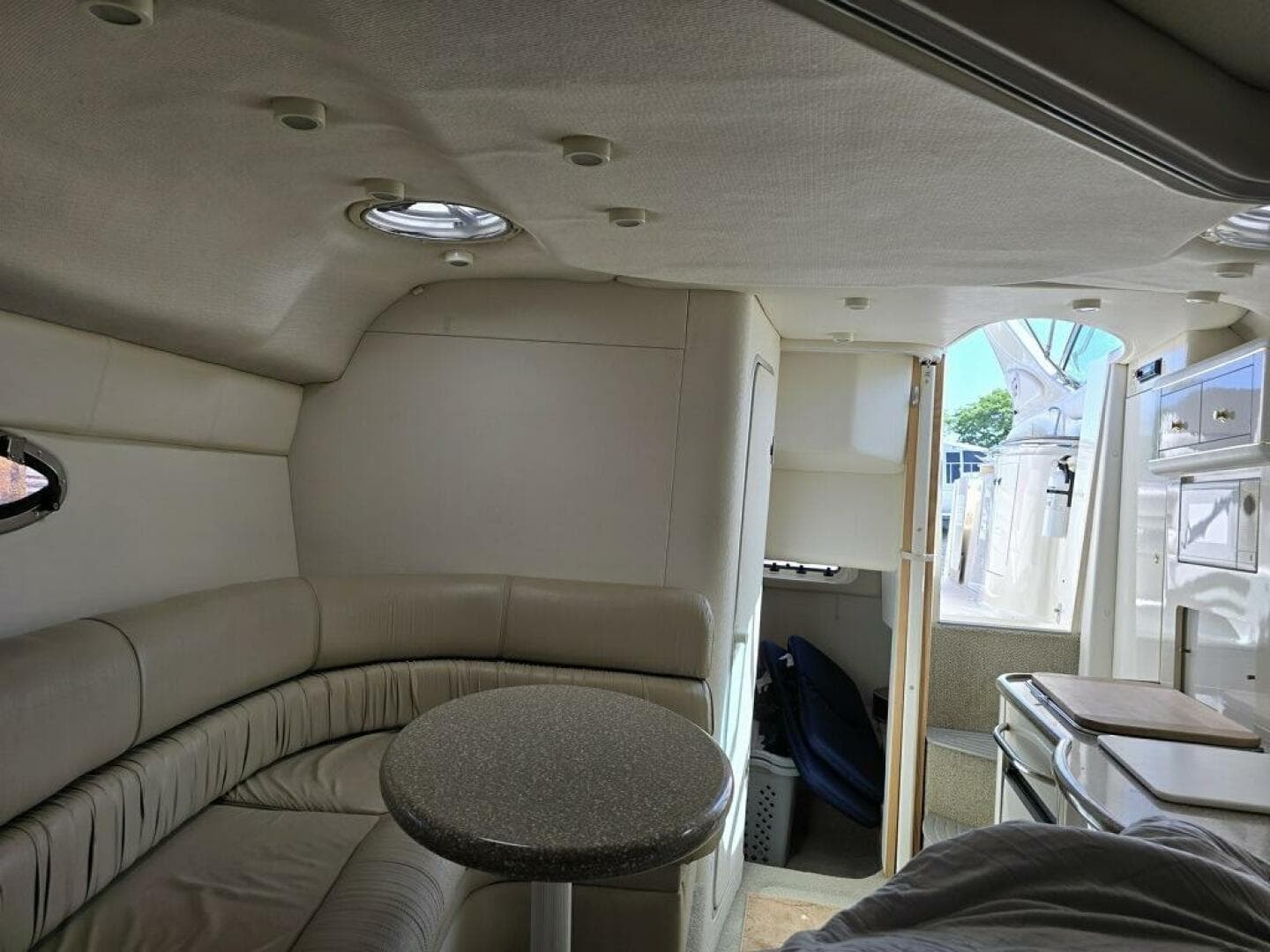 1999 Maxum 3000 SCR — photo 12