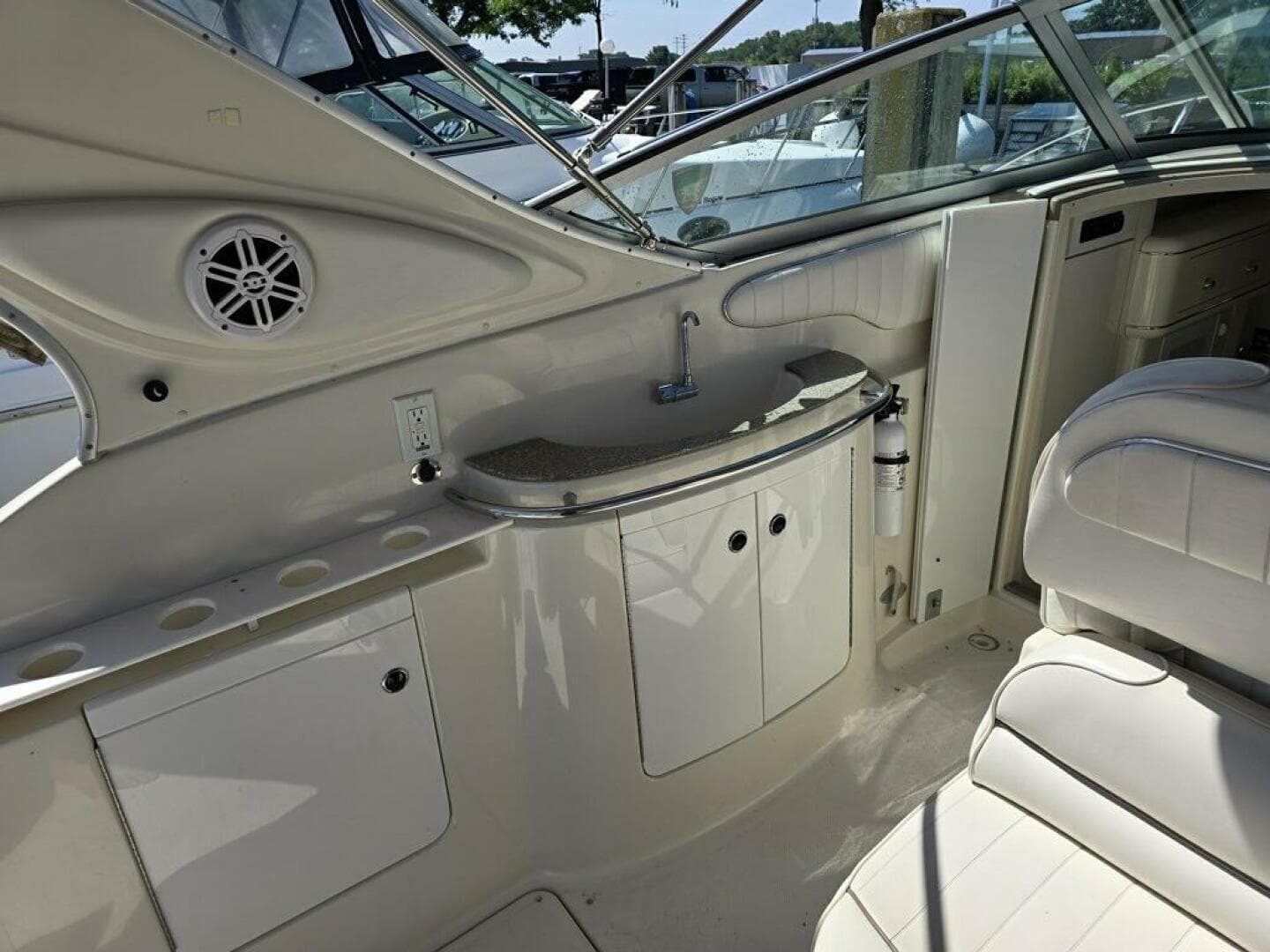 1999 Maxum 3000 SCR — photo 5