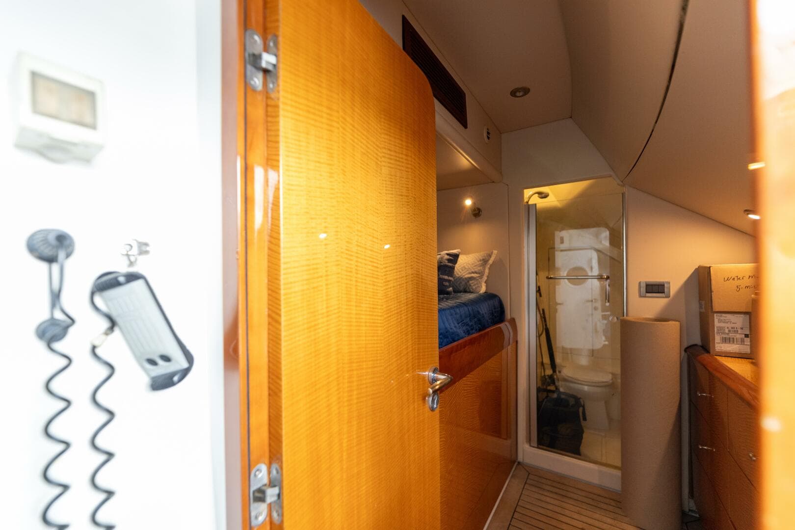 2007 Lazzara Yachts 74 — photo 107