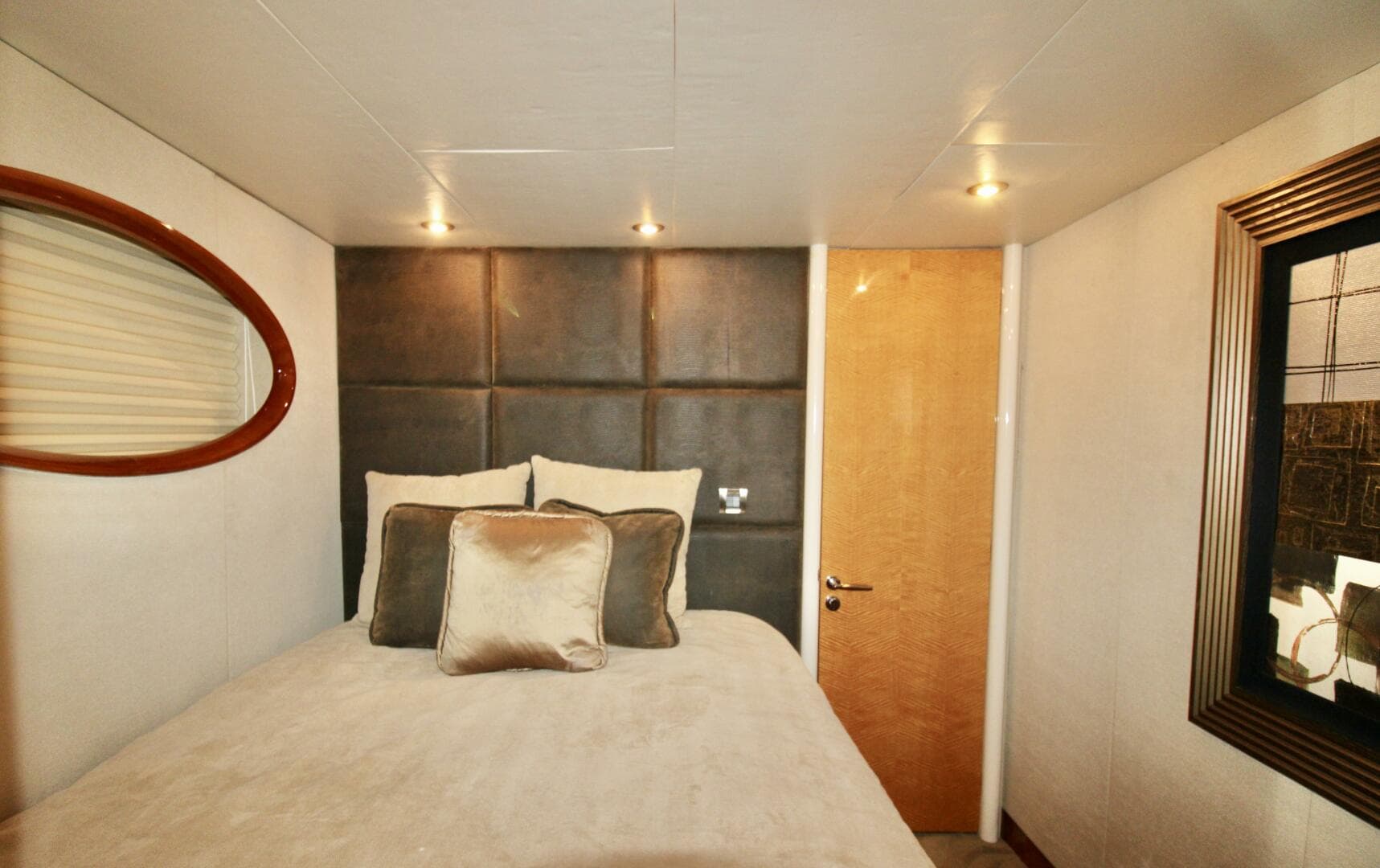 2007 Lazzara Yachts 74 — photo 61