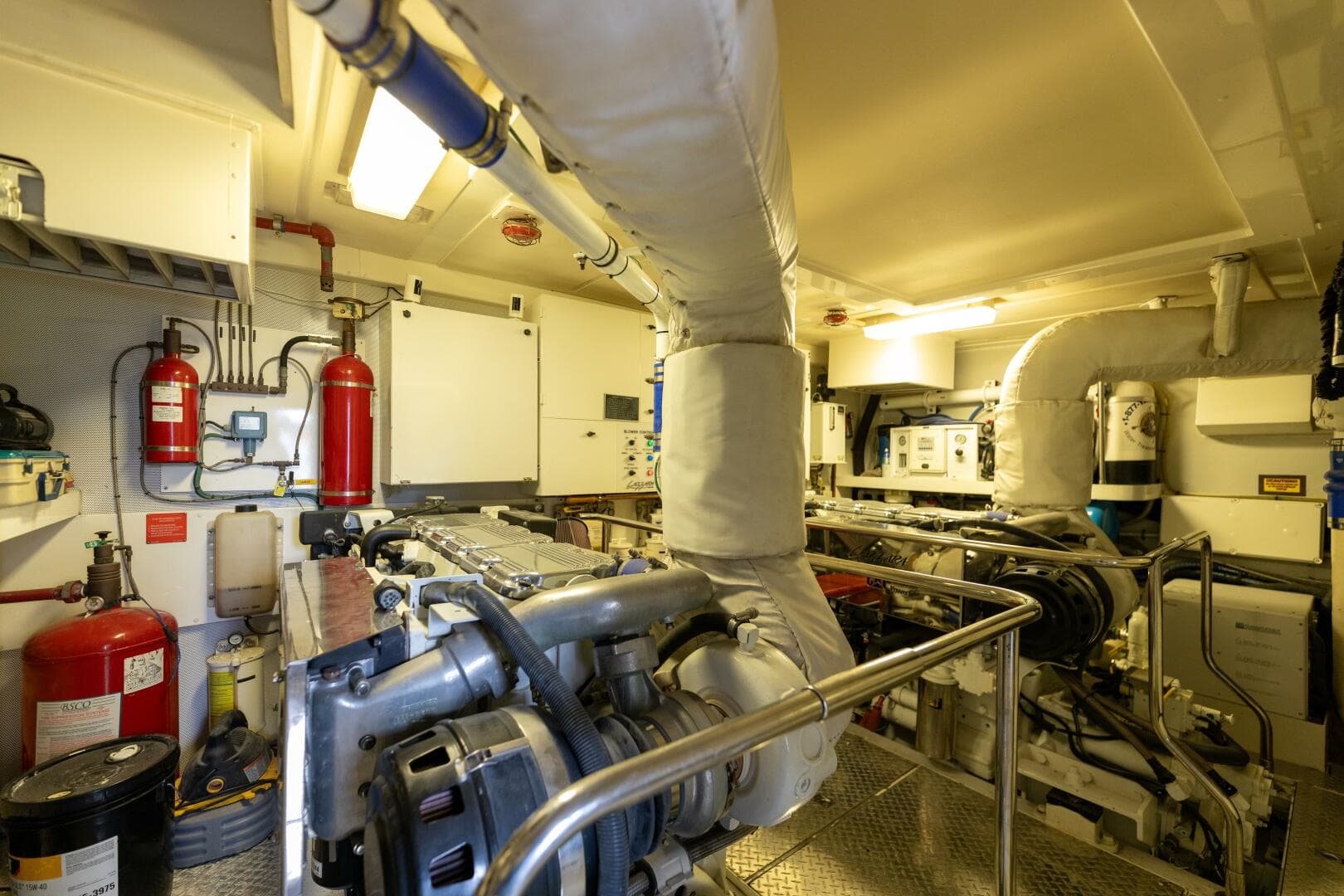 2007 Lazzara Yachts 74 — photo 100