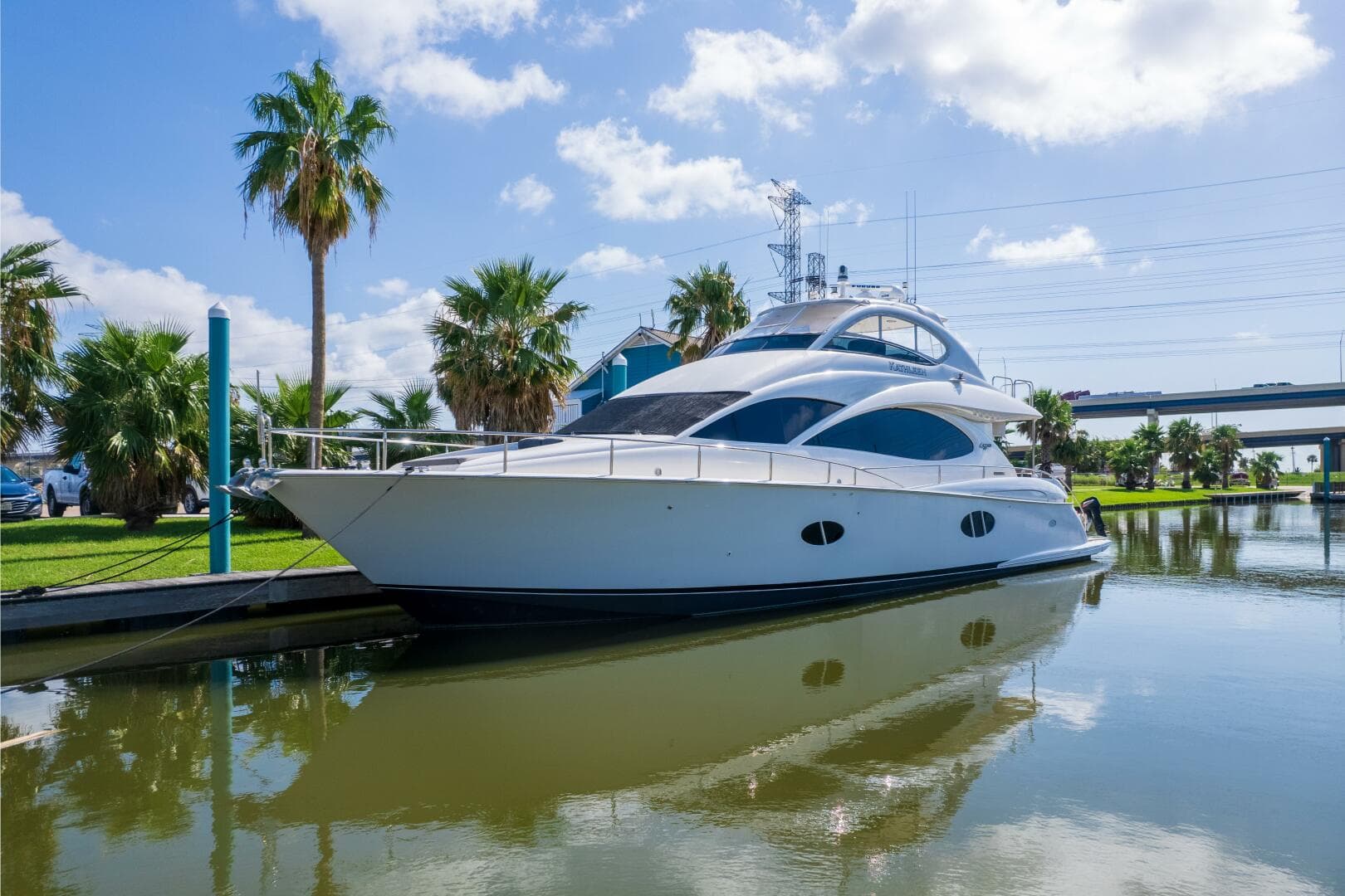 2007 Lazzara Yachts 74 — photo 110