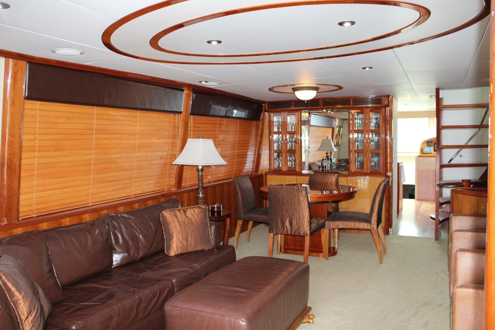 2007 Lazzara Yachts 74 — photo 8