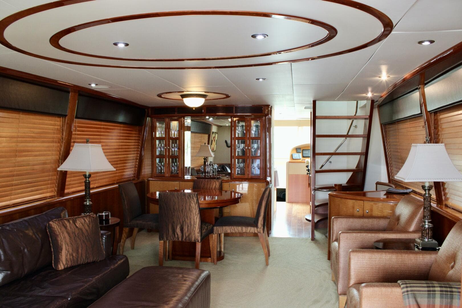 2007 Lazzara Yachts 74 — photo 5