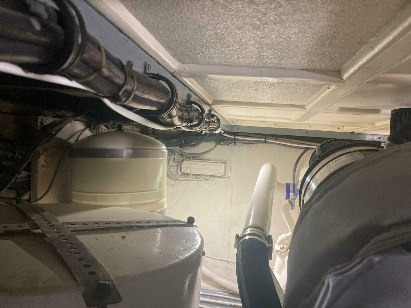 1983 Hatteras Sportfish — photo 44