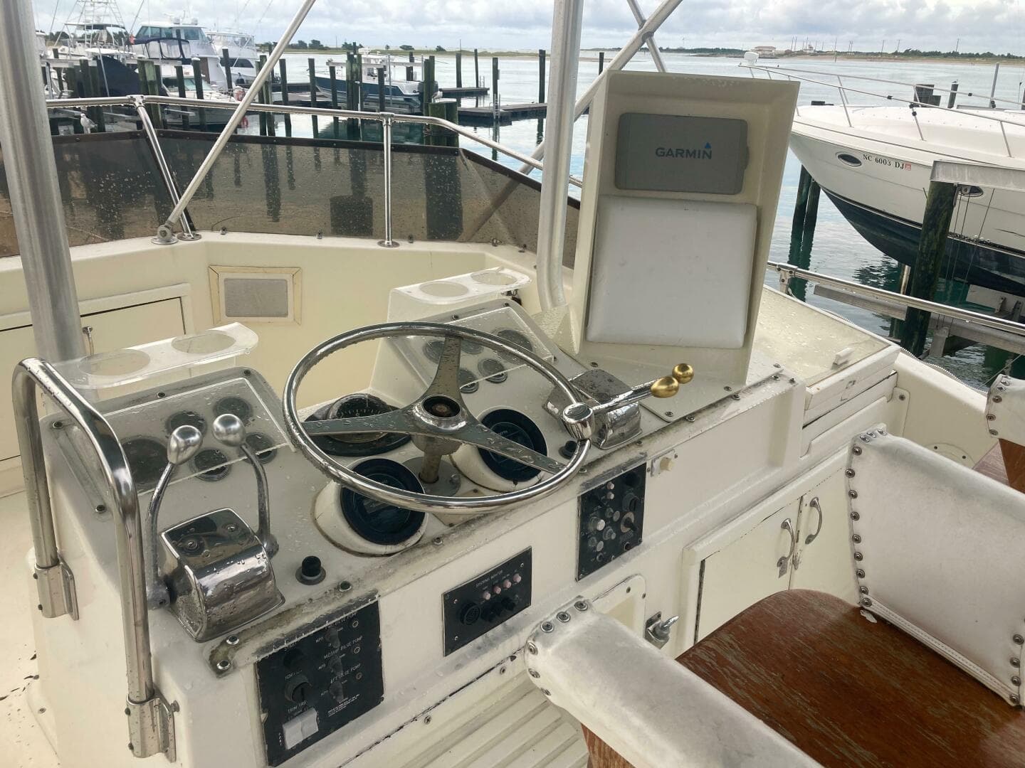 1983 Hatteras Sportfish — photo 14