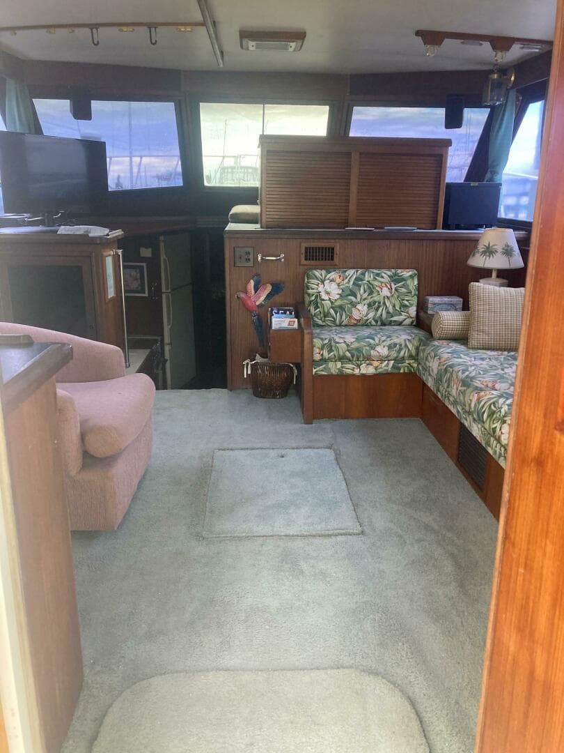 1983 Hatteras Sportfish — photo 17