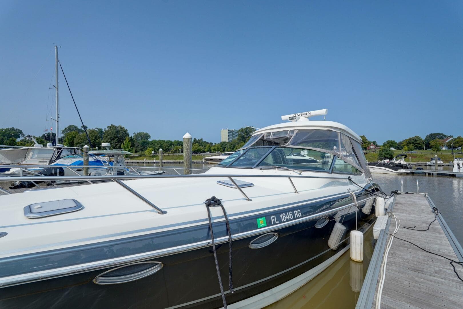 2017 Formula 370 SS — photo 47