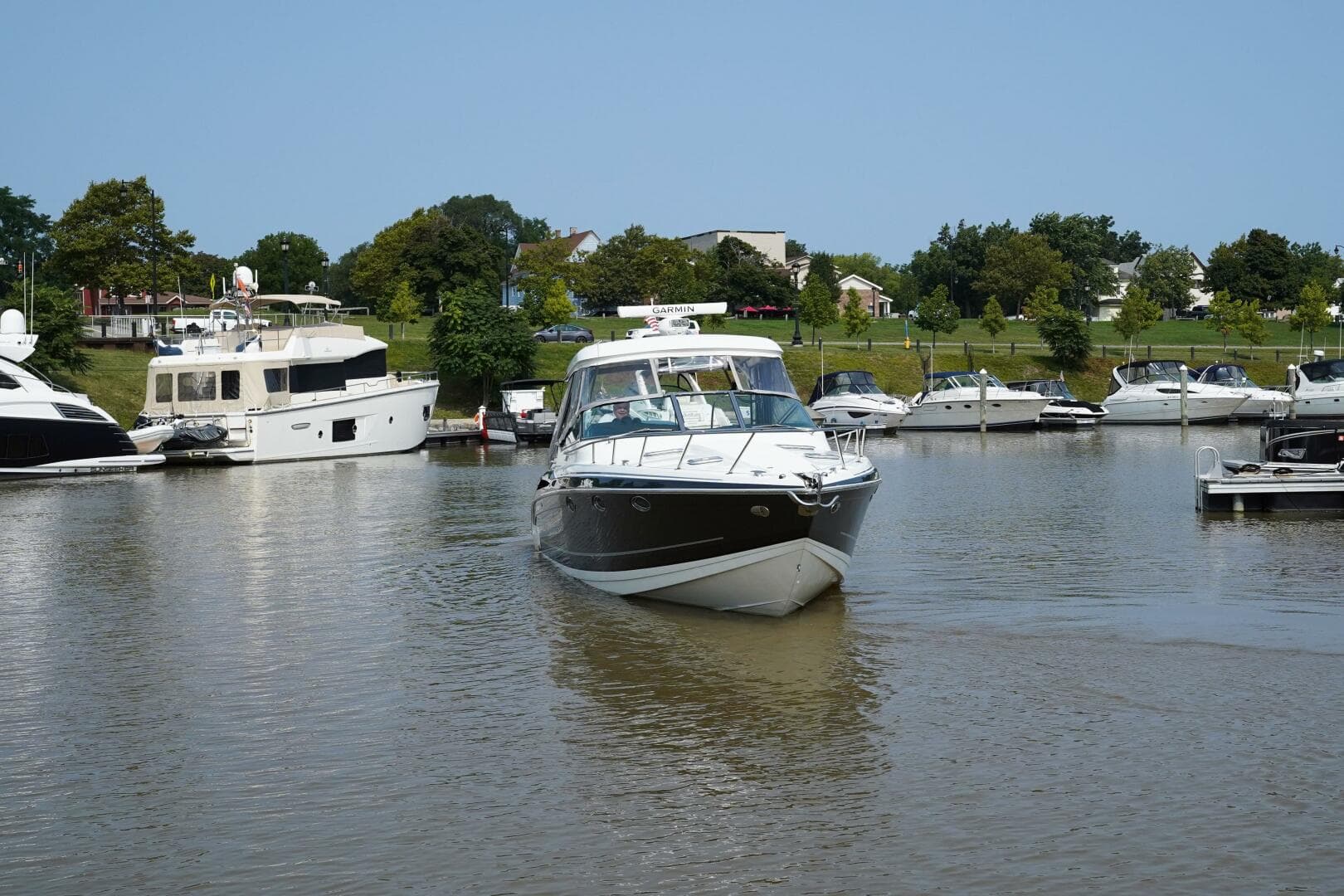 2017 Formula 370 SS — photo 42