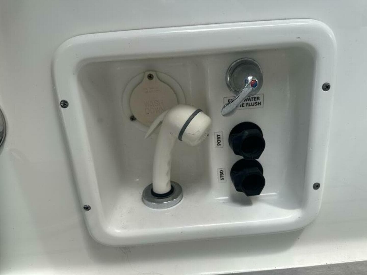 2017 Formula 370 SS — photo 35